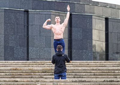 ‘Twee exen zeiden me dat mijn buik een probleem was. Toen begon ik te twijfelen’: zes bekende mannen over hun lichaam
